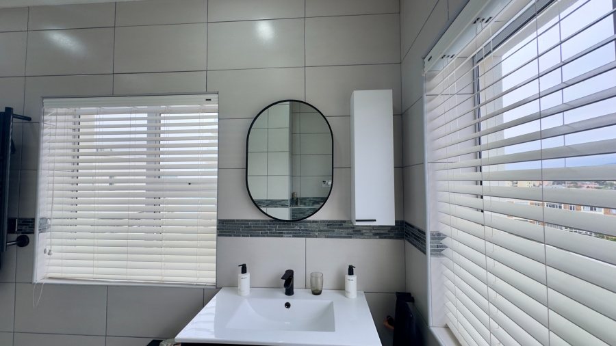 3 Bedroom Property for Sale in Strand South Western Cape